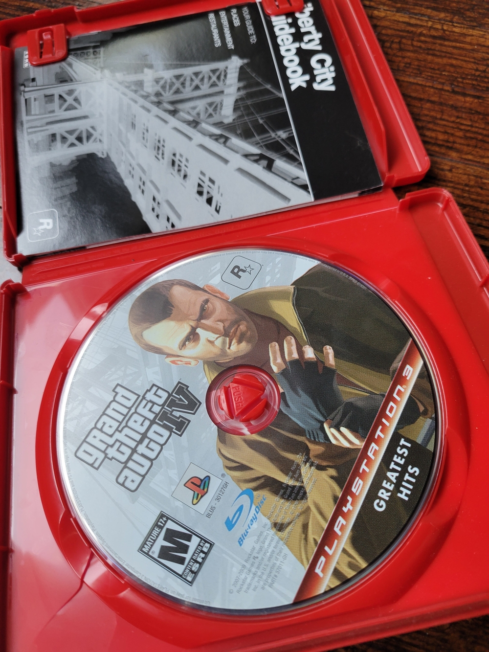 Sony PS3 Grand Theft Auto IV — Red Greatest Hits Game 2008 - Picture 12 of 13